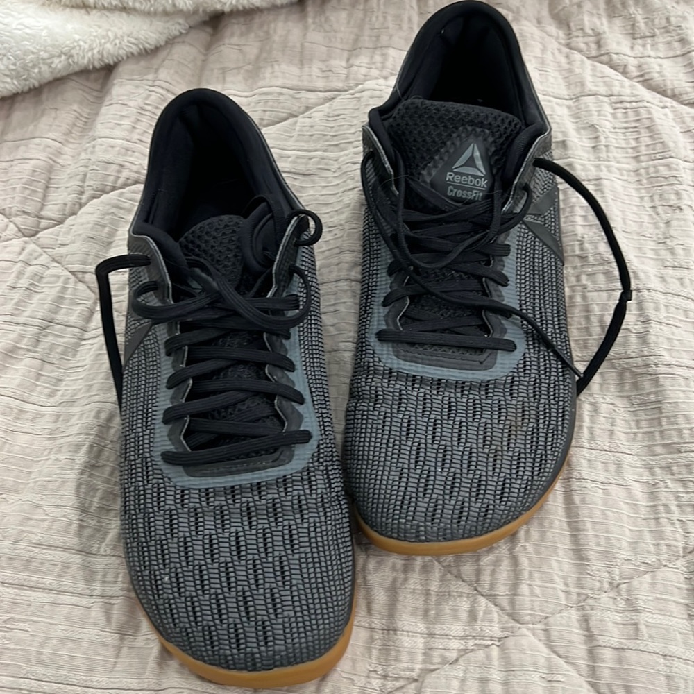 Reebok nano women size 9, Black/Alloy/Gum, like new